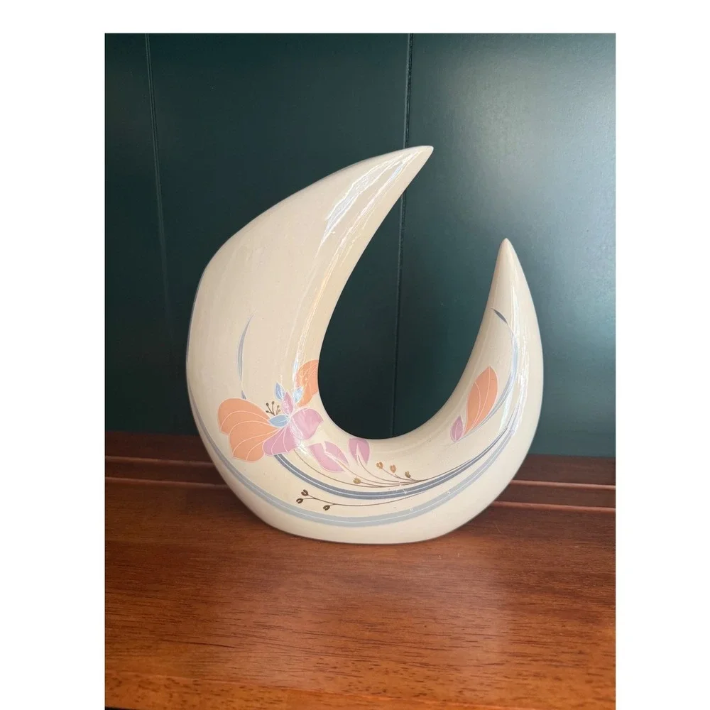Vintage 80s Postmodern‎ Ceramic Crescent Moon Vase Floral Deco Revival Cream